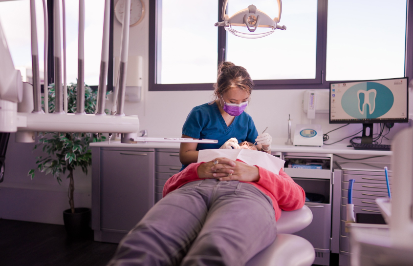 Dr Nguyen Croissy Cabinet dentaire Claude Monet traitement enfant