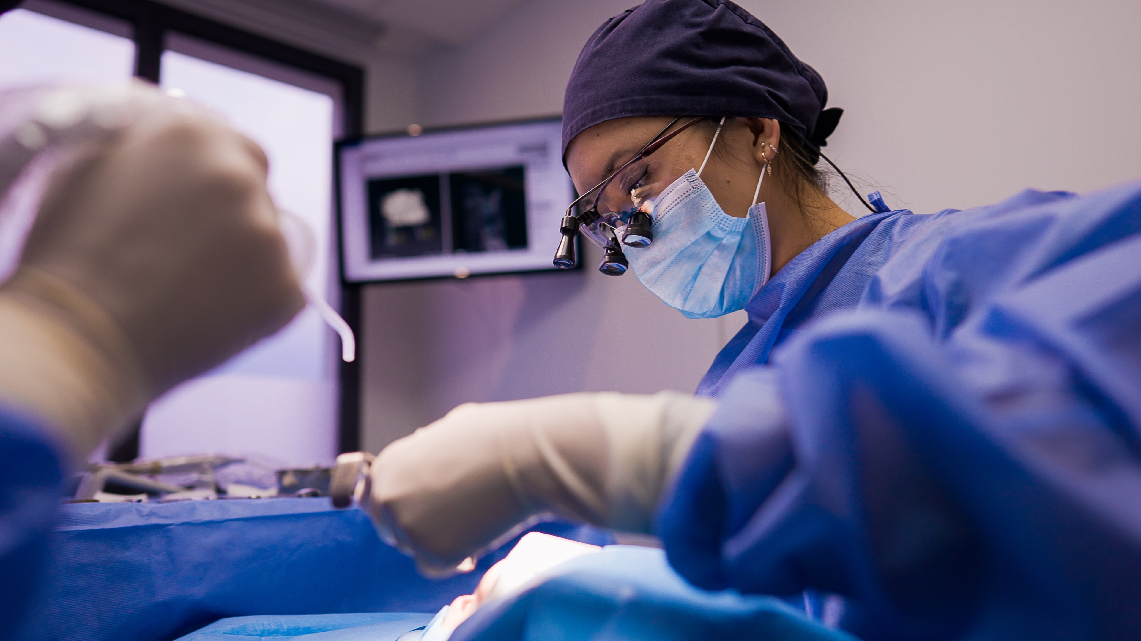 monet-implants-dentaires-croissy